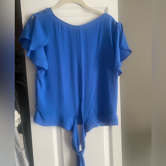 BCX crochet front tie back top - Picture 5 of 10